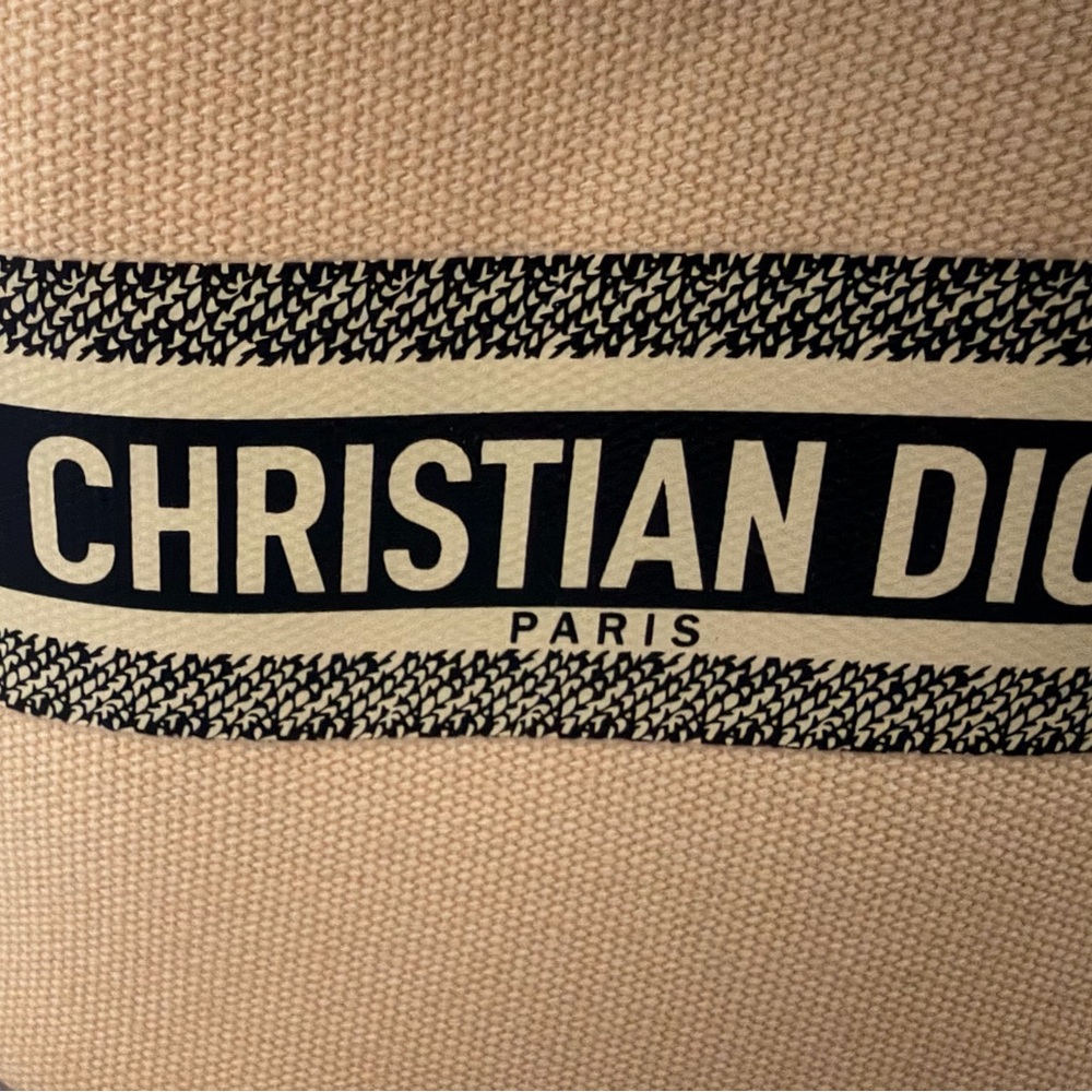 Dior Beige and Black Bucket Bag - Picture 7 of 7